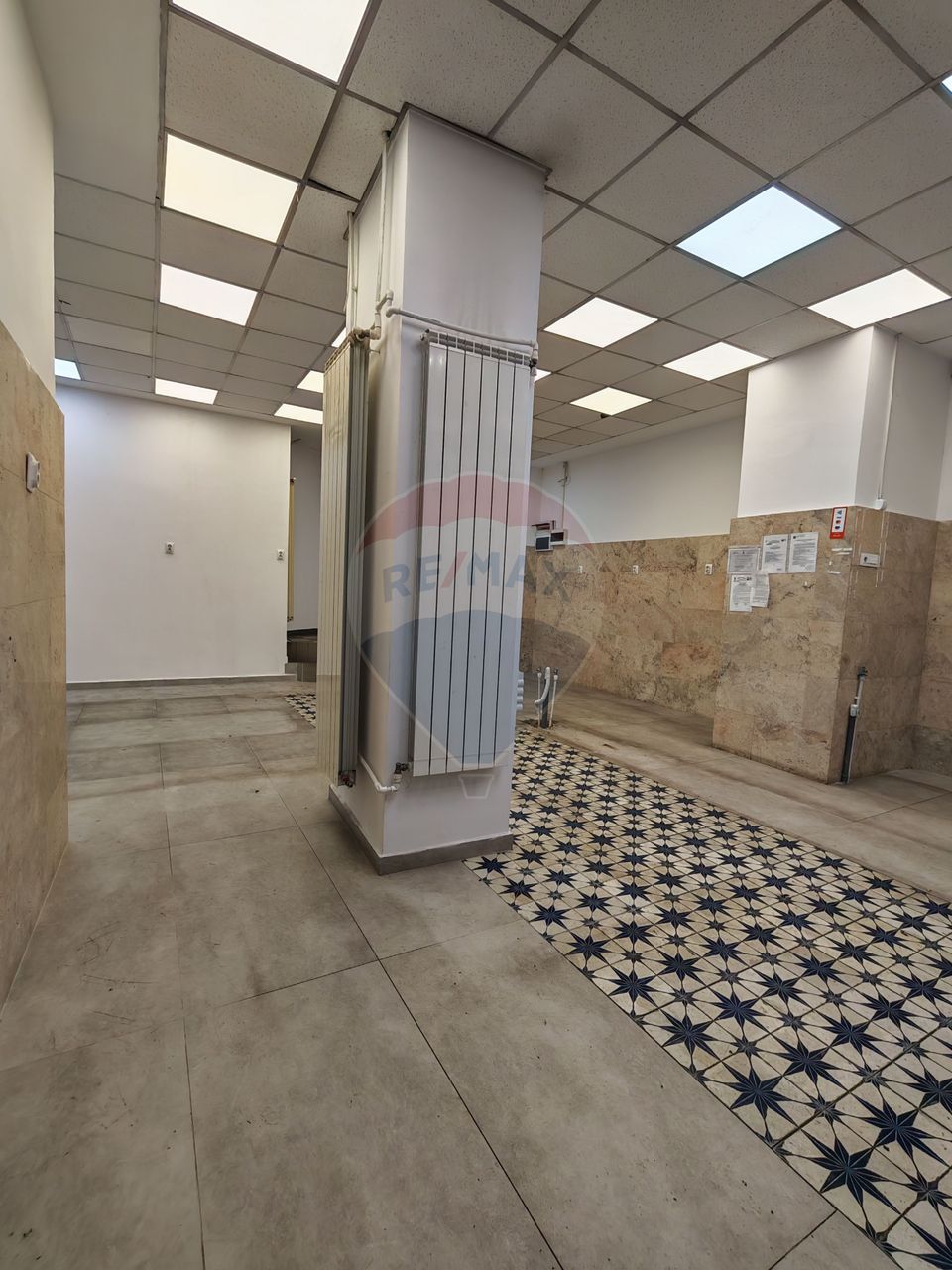 230.99sq.m Commercial Space for rent, Ultracentral area