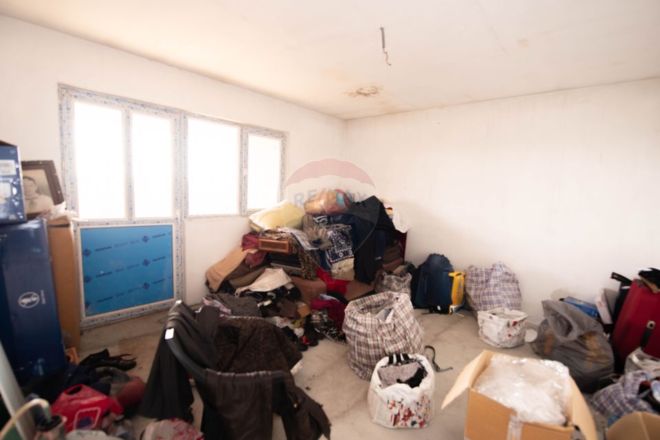 Casa individuala cu 6 camere de vanzare, Singureni, Cringuri, Giurgiu