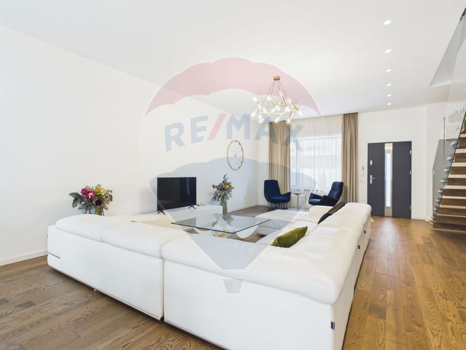 Vila eleganta cu piscina si terasa generoasa – zona Erou Iancu Nicolae