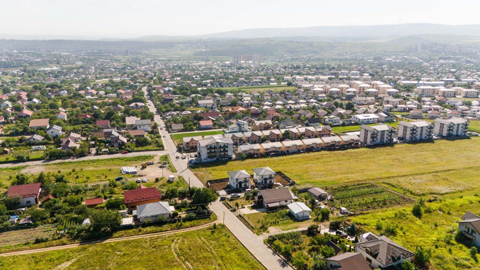 Casă / Vilă cu 5 camere de vânzare