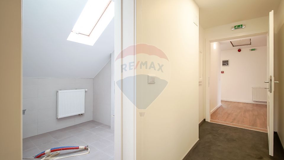 COMISION 0|VILA  STUPINI – 1.400 MP TEREN, 295 MP UTILI