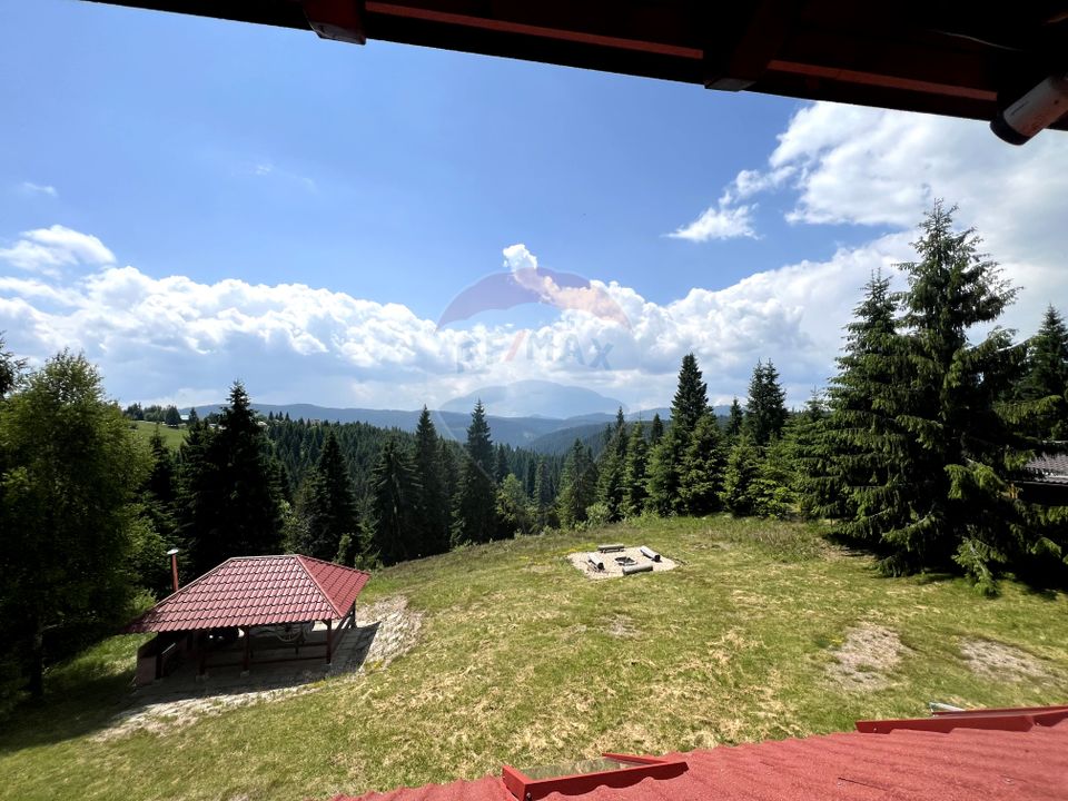 Casă de vacanță, de vânzare, pretabilă locuință sau afacere hotelieră