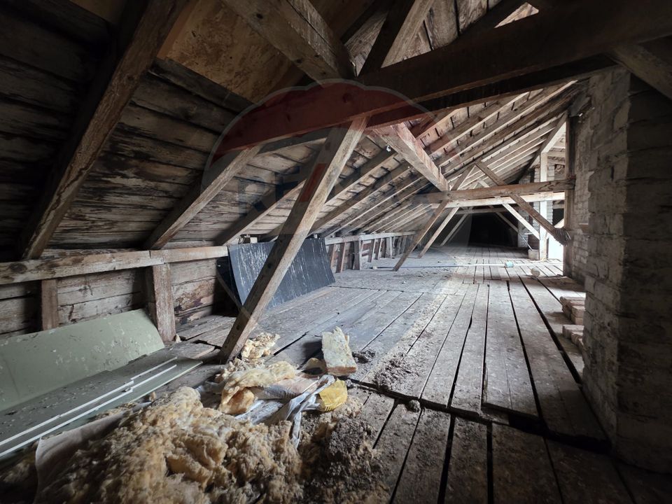 Apartament 5 camere vanzare in casă / vilă Bucuresti, Rosetti