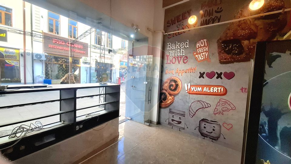 50sq.m Commercial Space for rent, Ultracentral area
