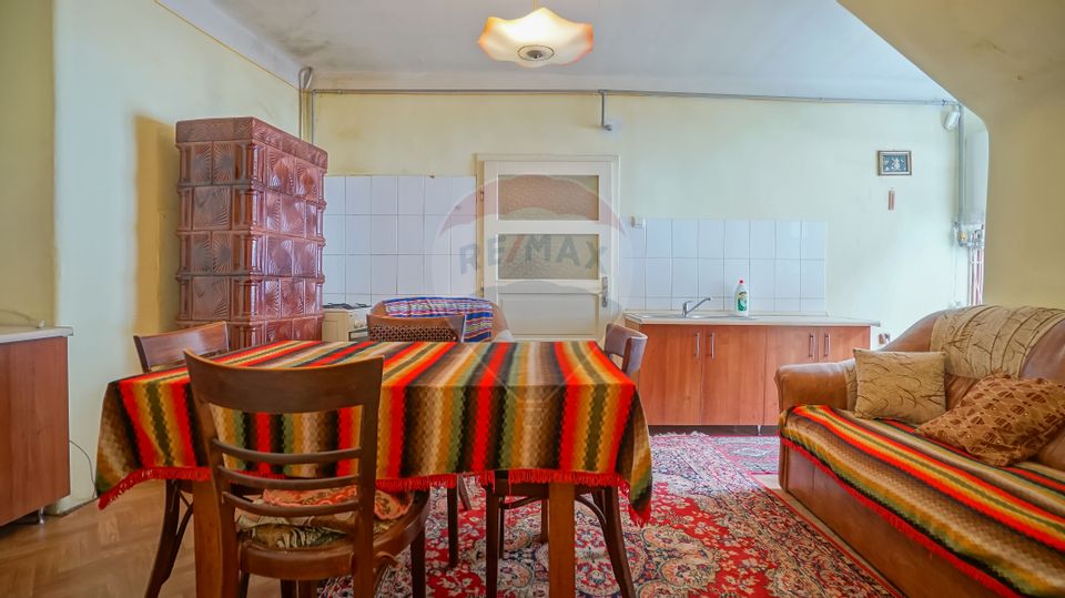 REZERVAT! Apartament spațios, cu loc de parcare, Centrul Istoric