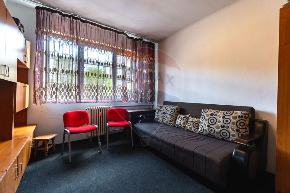 GARSONIERĂ TIP CAMERĂ DE CĂMIN| TRACTORUL| 21 MP | MOBILATĂ | BOXĂ