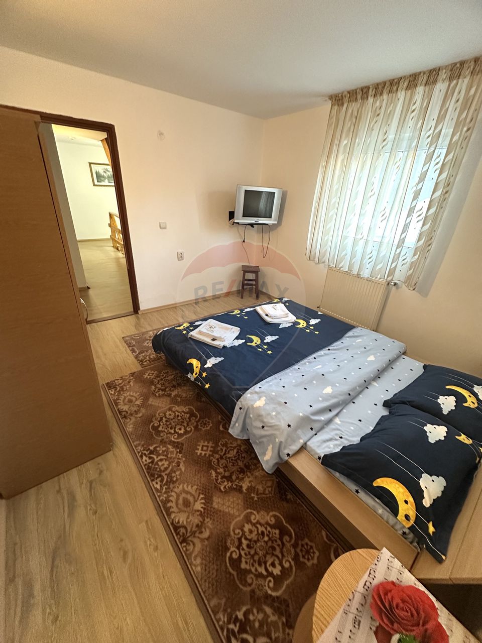 12 room Hotel / Pension for sale