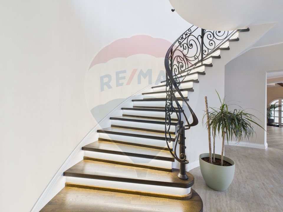 5 room House / Villa for sale