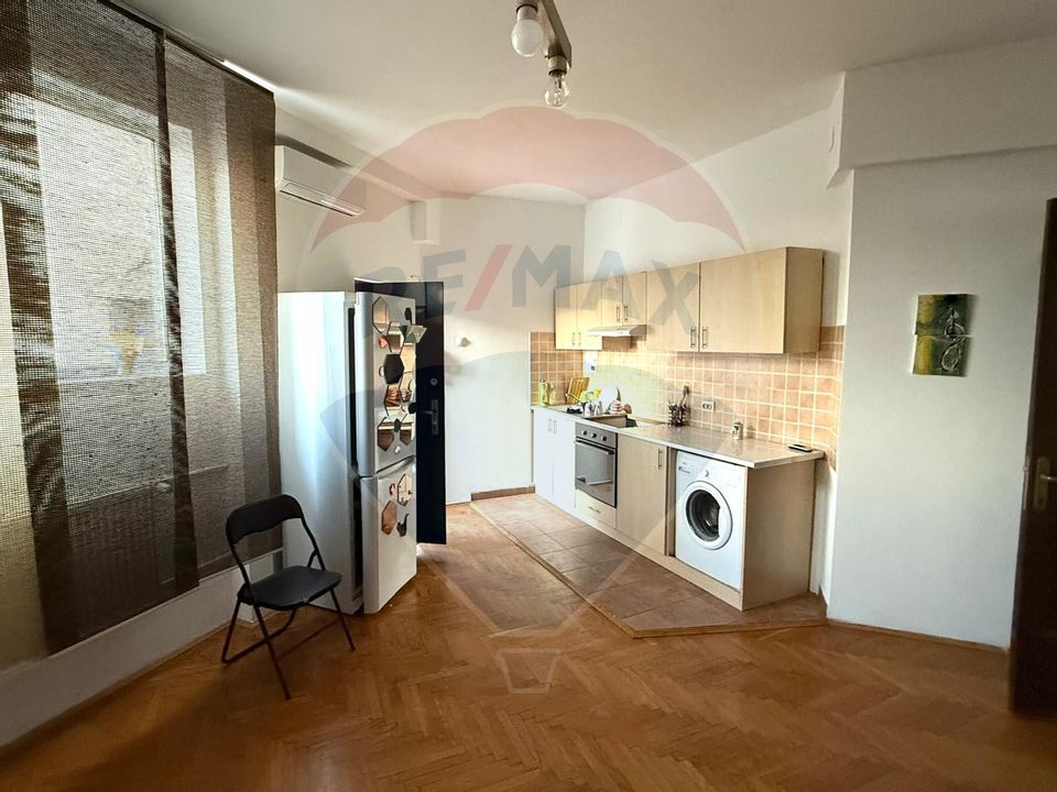 VANZARE Apartament cu 4 camere in zona Dacia