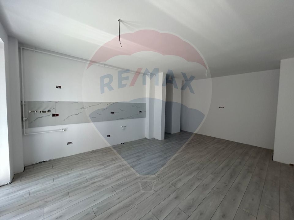 2 room Apartment for sale, Lipoveni area