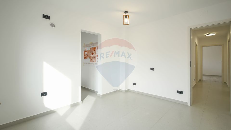 COMMISSION 0%| APARTMENT AT HOUSE| FOR SALE| 3 BEDROOMS| GARAJ|YARD|