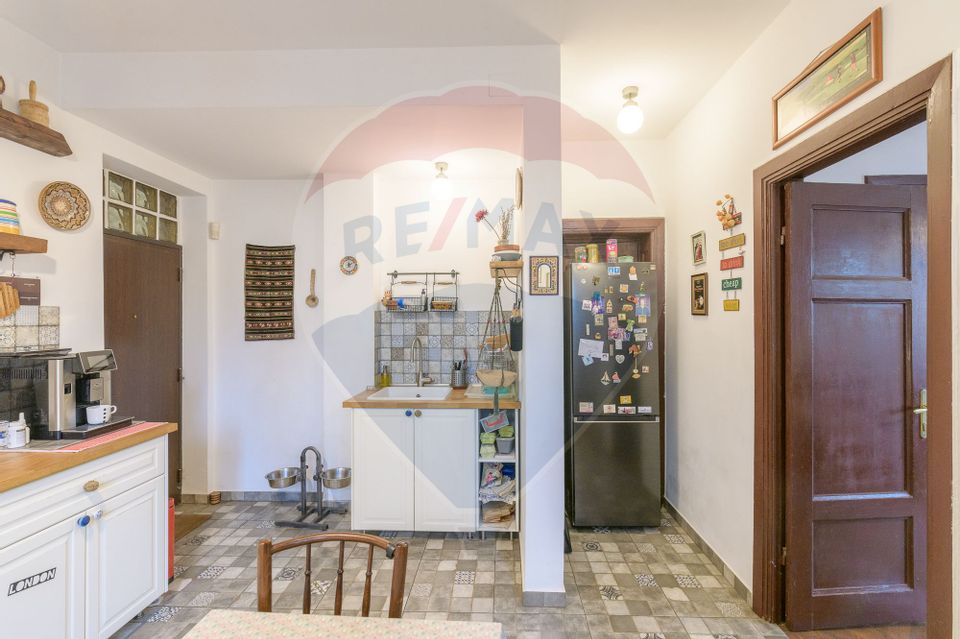 Doua case | Teren 290 mp | Ideal Locuinta & Afacere | Investitie