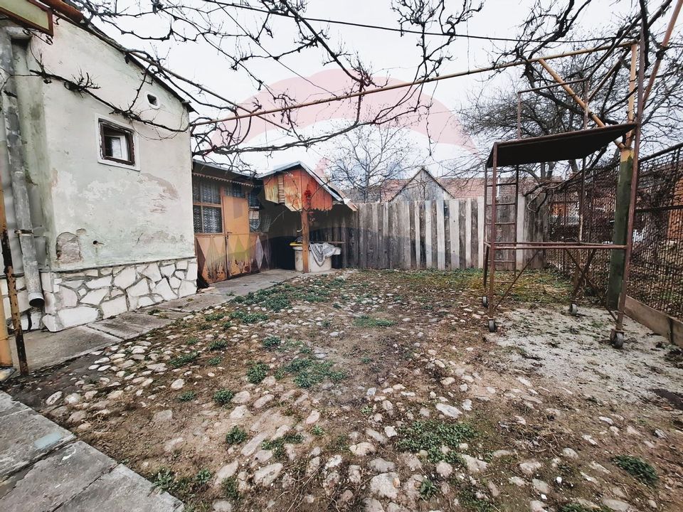 Casă de vanzare in Gura Raului