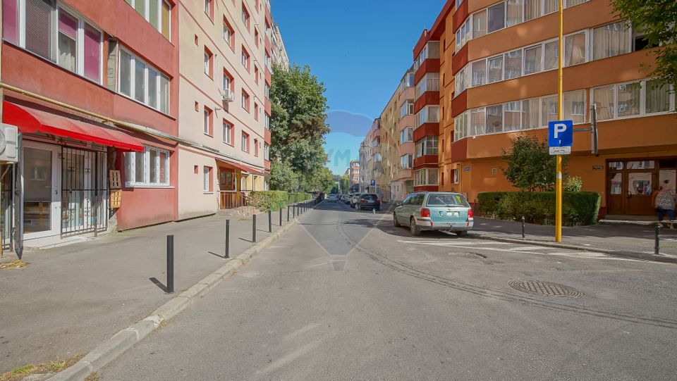 38sq.m Commercial Space for sale, Calea Bucuresti area