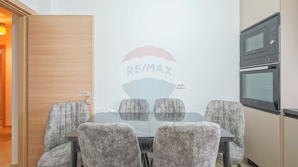 3 room Apartment for rent, Tractorul area