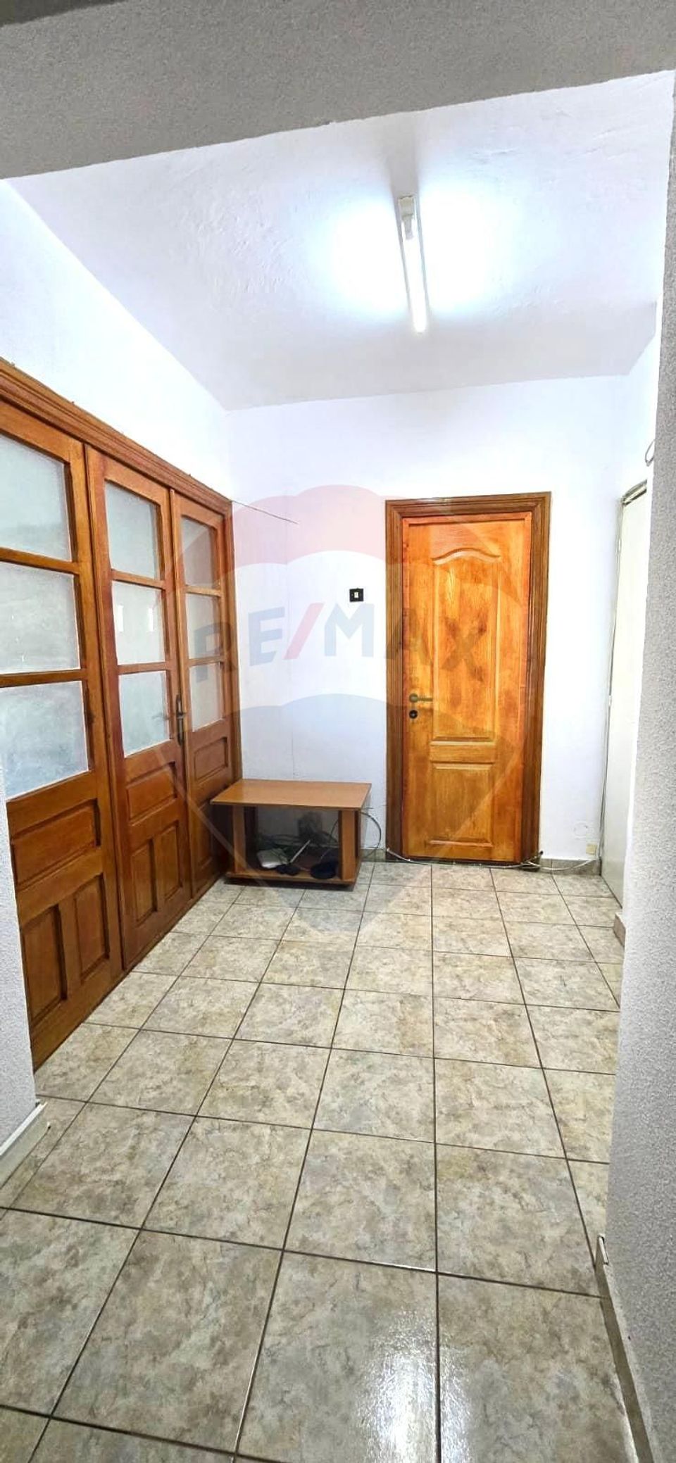 Apartament de inchiriat 3 camere-zona MC DONALD`S