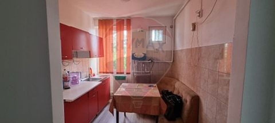 Apartament 2 camere decomandate