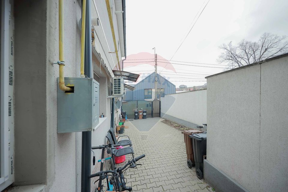 Apartament 3 camere, Dealuri, Doja, Spital Județean, Vânzare