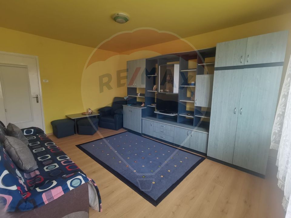 Apartament 1 CAMERA  în zona Podgoria