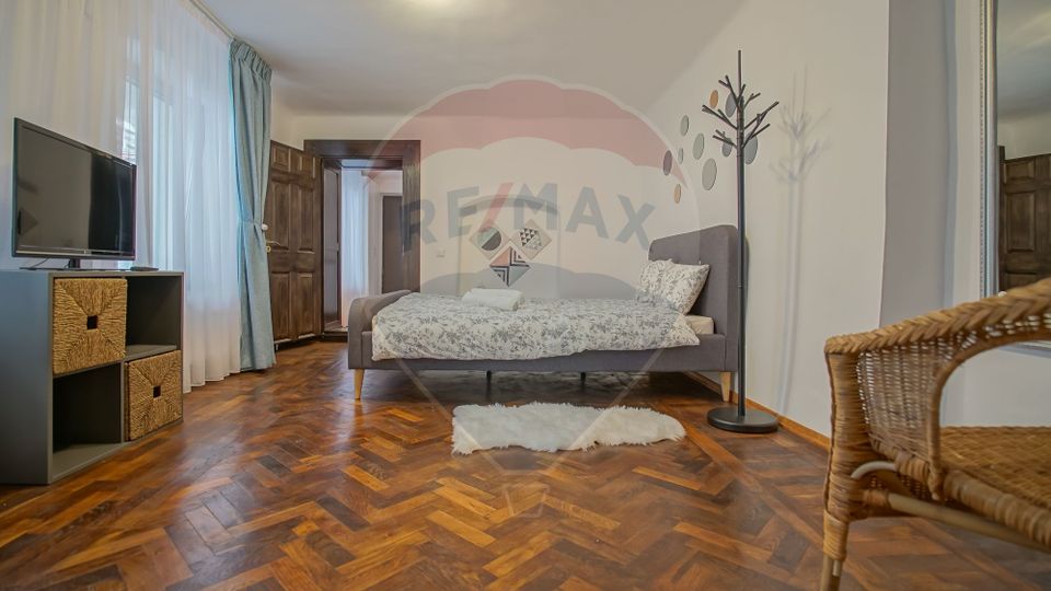 Apartament cu o cameră pe strada Poarta Schei, în inima Brașovului