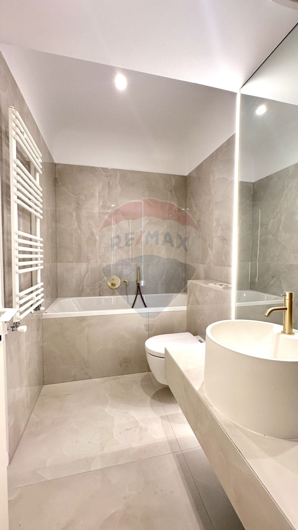 2 room apartment Cortina Nord, first rent