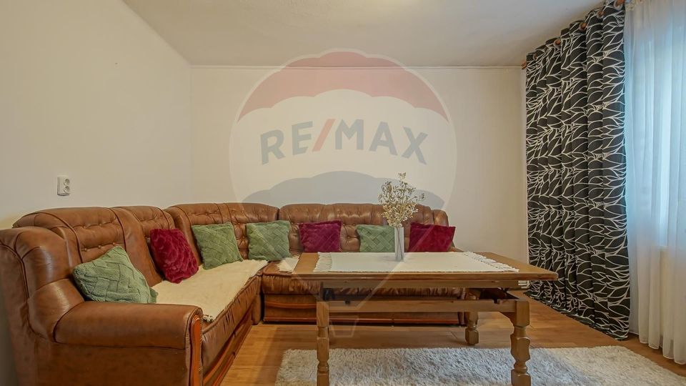 7 room House / Villa for sale