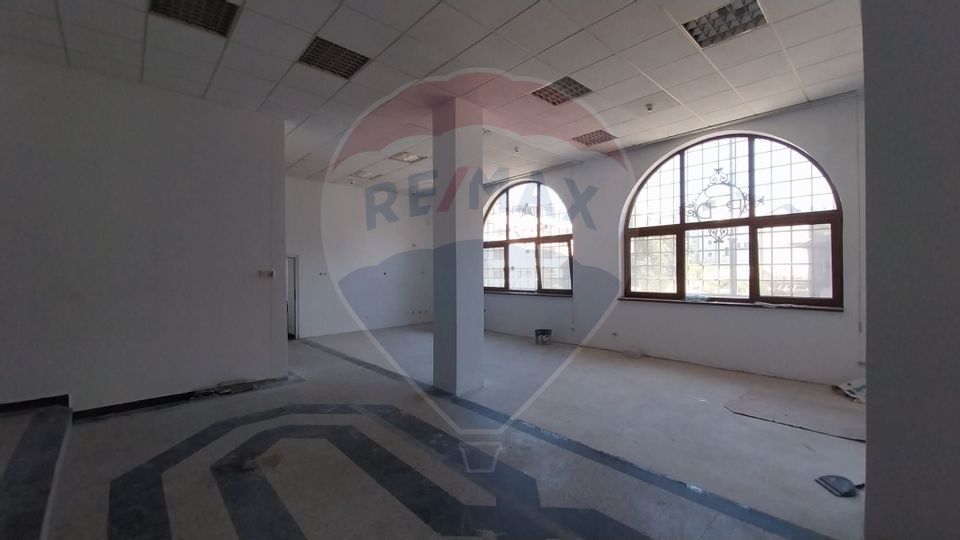 806sq.m Office Space for rent, P-ta Ovidiu area