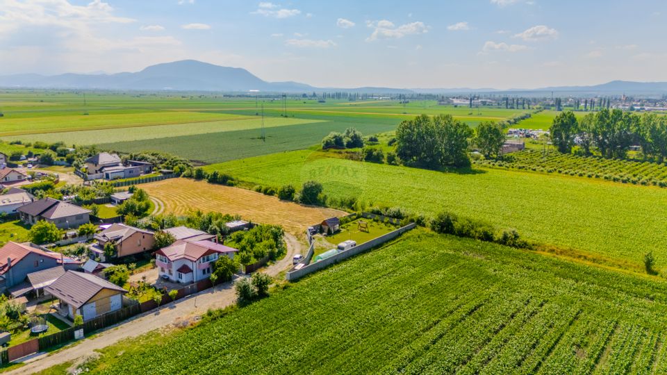 Teren 716mp Halchiu / Strada Privighetorii