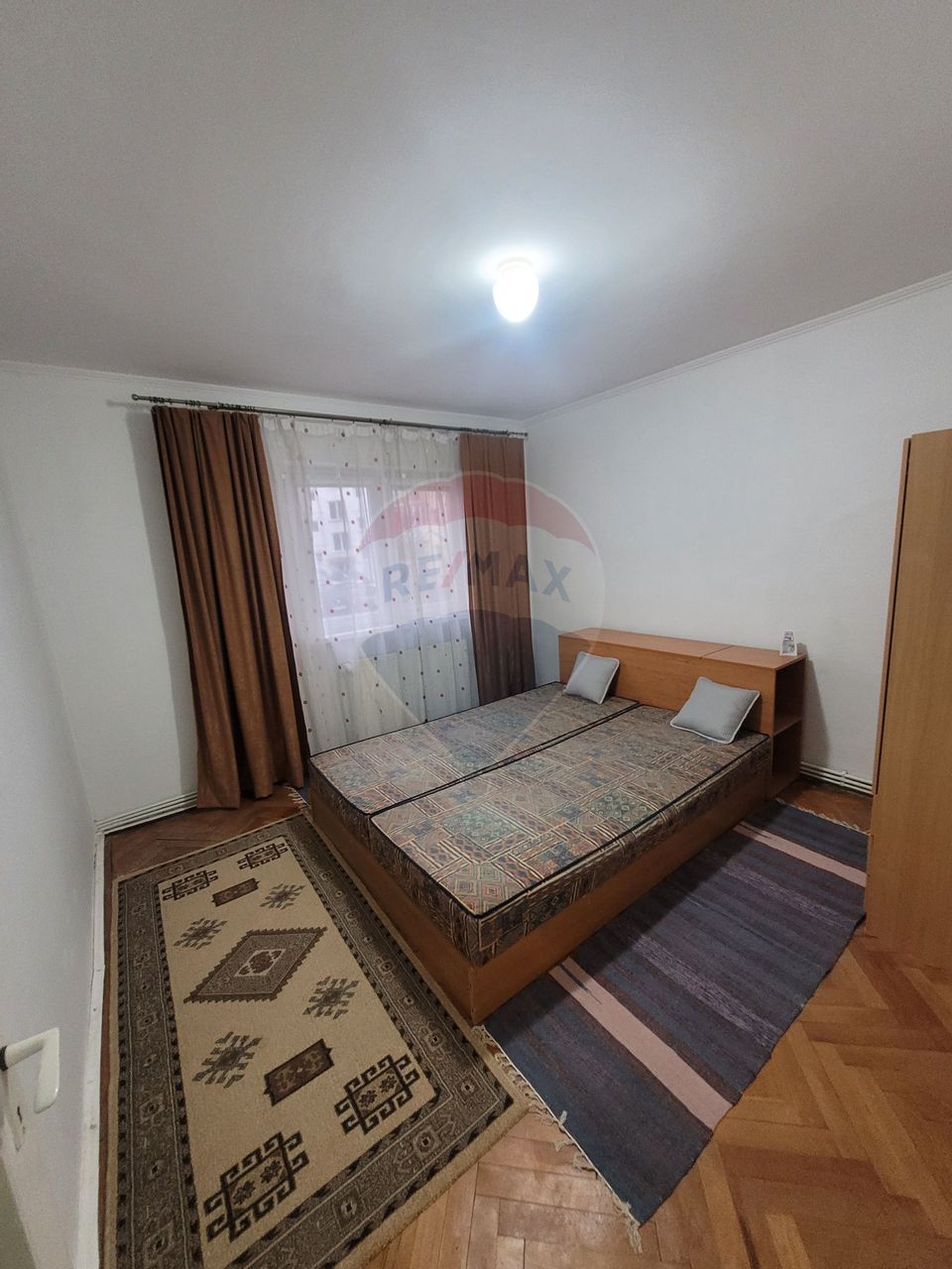 Apartament cu 2 camere decomandat zona Hipodrom 4