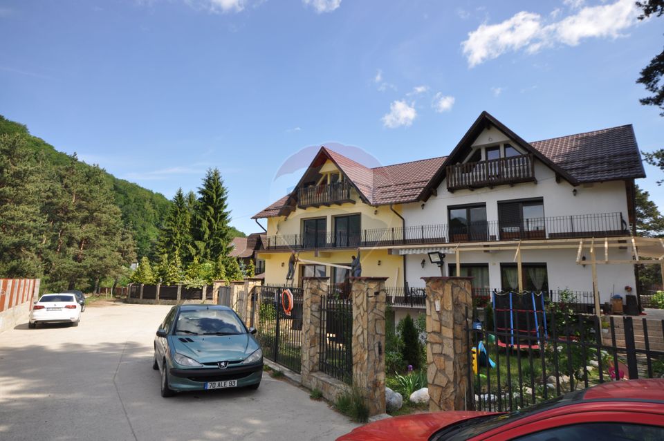 VANDUT !!! Casă / Vilă cu 4 camere de vânzare în zona Bunloc, Brasov