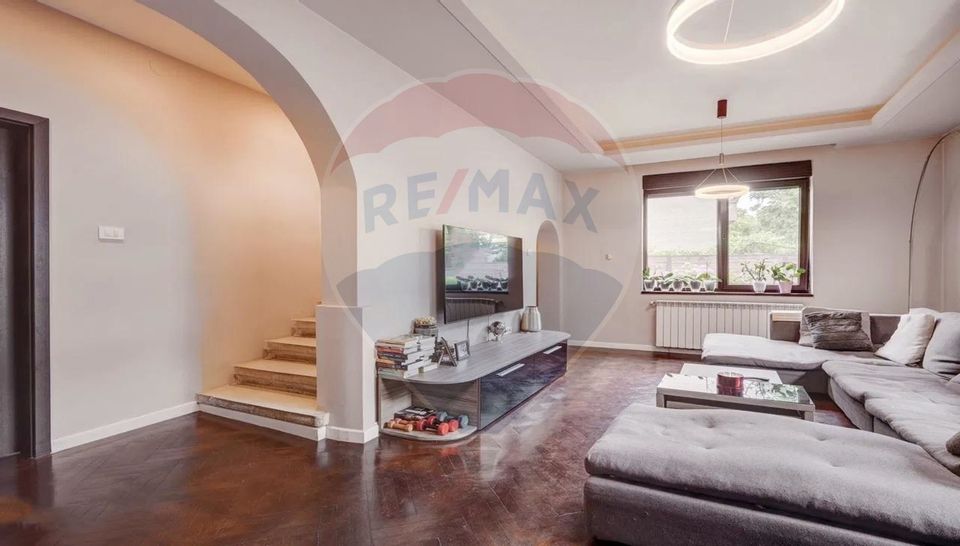 5 room House / Villa for sale, Primaverii area