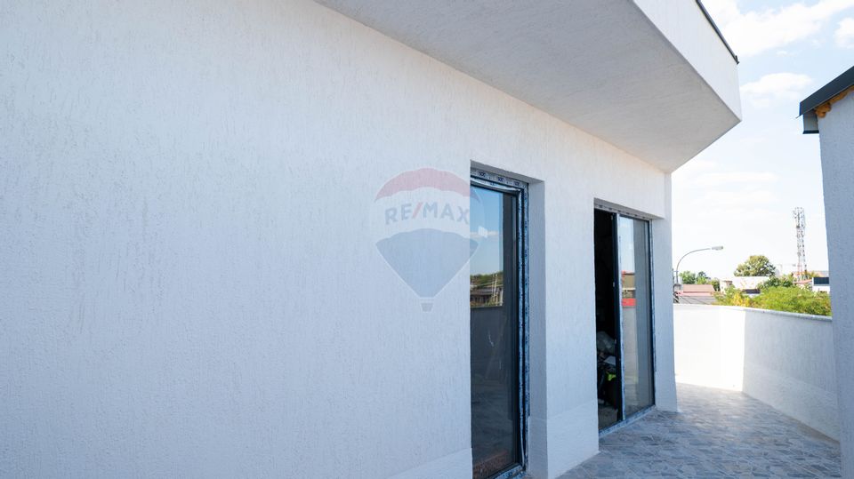 Vanzare duplex P+1+2 retras