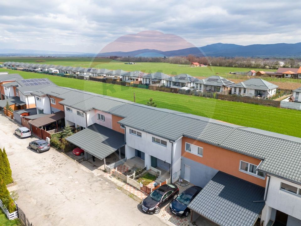 4 room House / Villa for sale