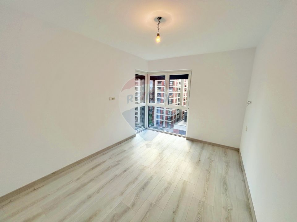 Apartament cu 3 camere de vânzare Adora Park/Arad