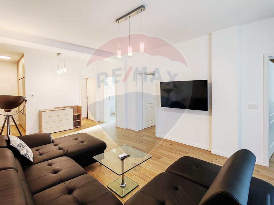 Apartament premium de închiriat, zona ultracentrală, parcare privată