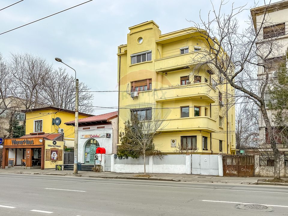 Apartament tip duplex cu 4 camere, intare separata - vânzare Bd Dacia