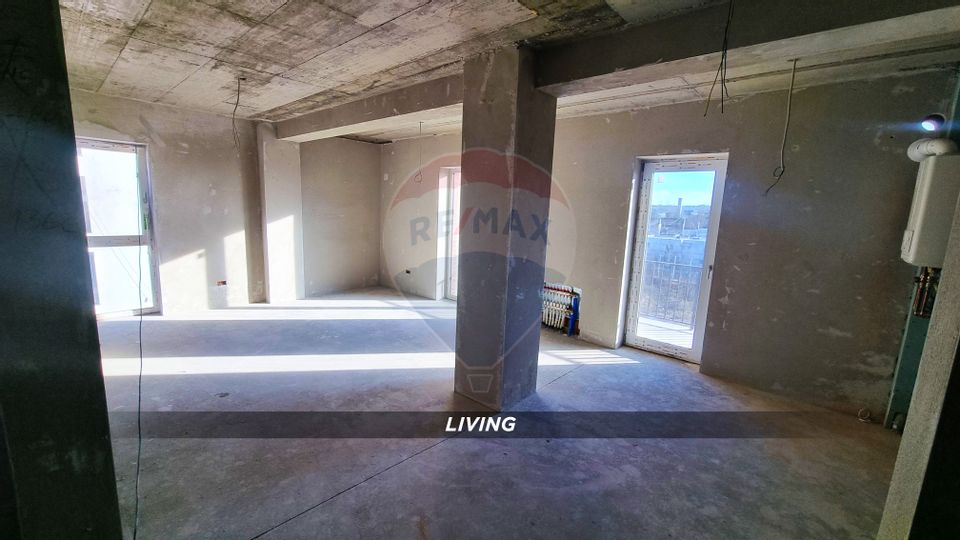 APARTAMENT DE VÂNZARE cu 3 camere în Baia Mare