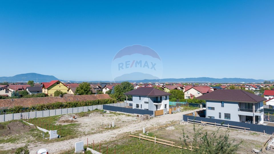 Casă / Vilă cu 5 camere de vânzare