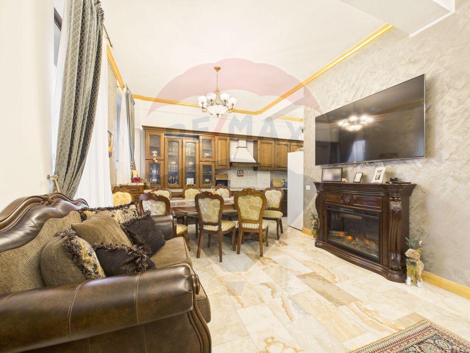 Vila P+2 cu mobilier Italia | Curte privata | Balotesti DN1