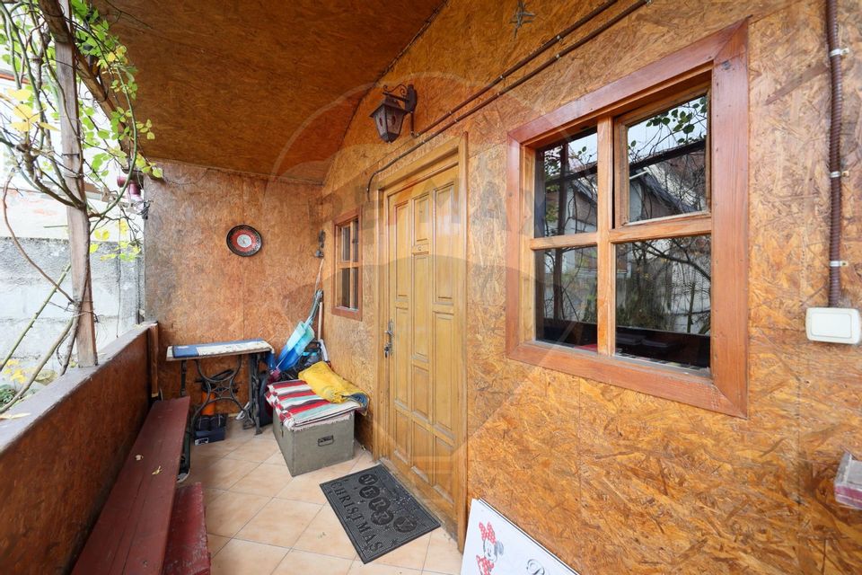 Casă cu 5 camere si curte, de vânzare, zona Centrul Istoric!