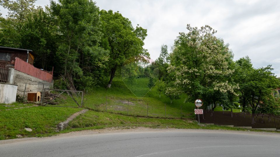 Vanzare teren intravilan in Breaza, cartierul Valea Tirsei 6870 mp