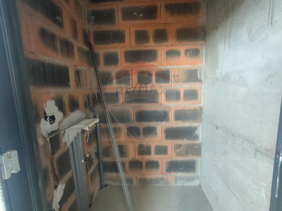 Apartament de vanzare cu gradina