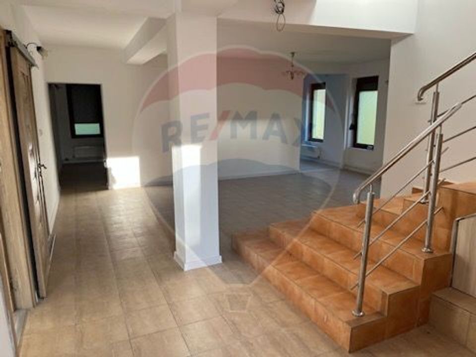 6 room House / Villa for sale, Nord-Est area