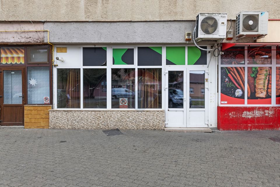 40sq.m Commercial Space for rent, Fortuna area