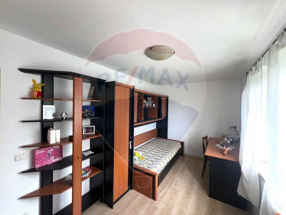 Casă / Vilă cu 6 camere de vânzare în com. Răcăciuni