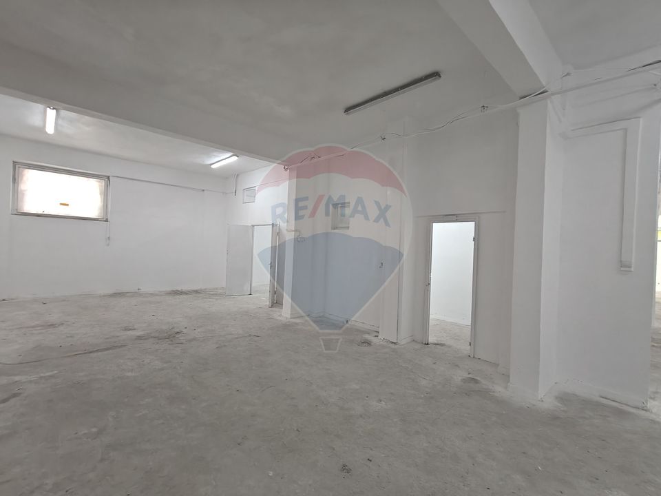 Spatiu depozitare sau productie, 276 mp, cu curte, Zorilor de vanzare