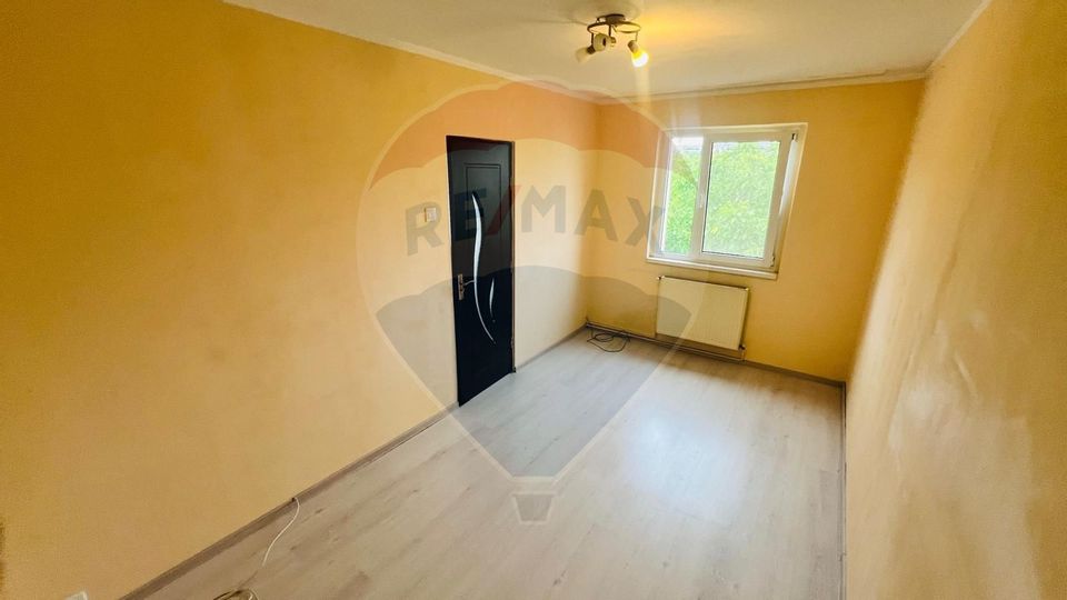 Apartament cu 2 camere de închiriat Cuza Vodă