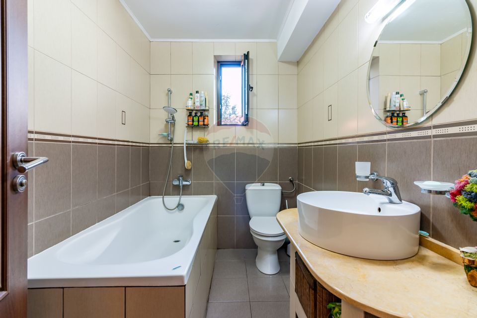 6 room House / Villa for sale, Pipera area