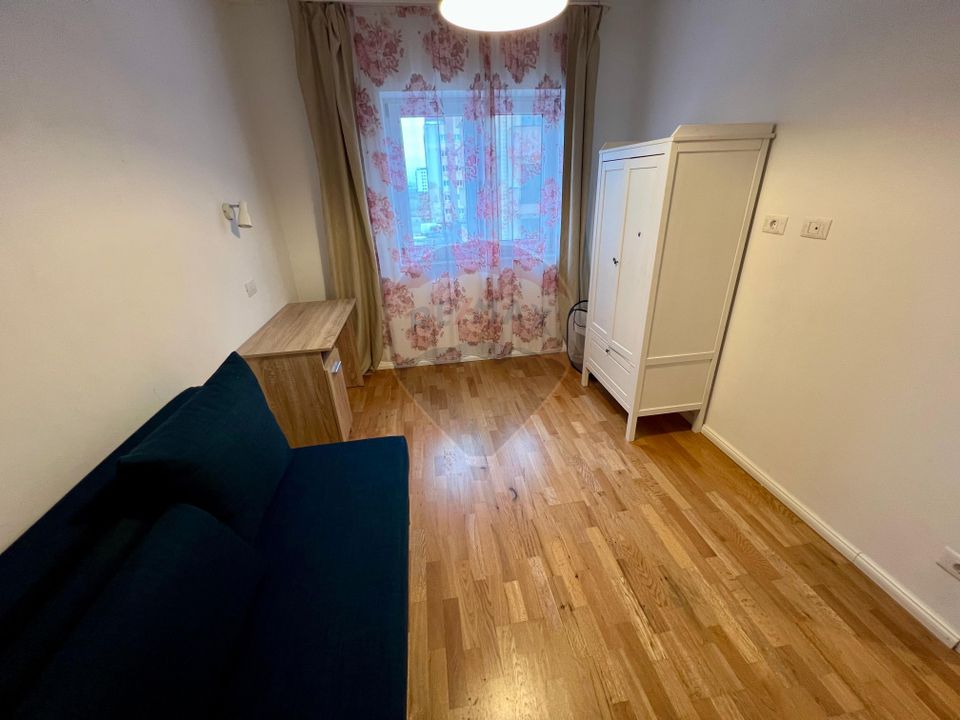 Apartament de vanzare cu 3 camere