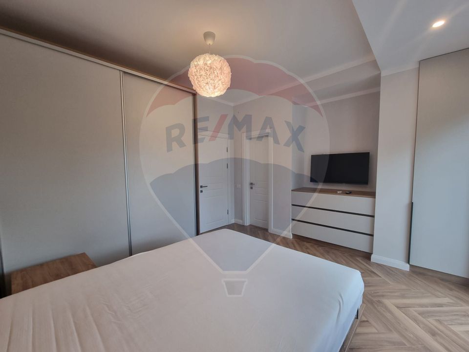 Apartament cu 3 camere in vila Eforie Nord